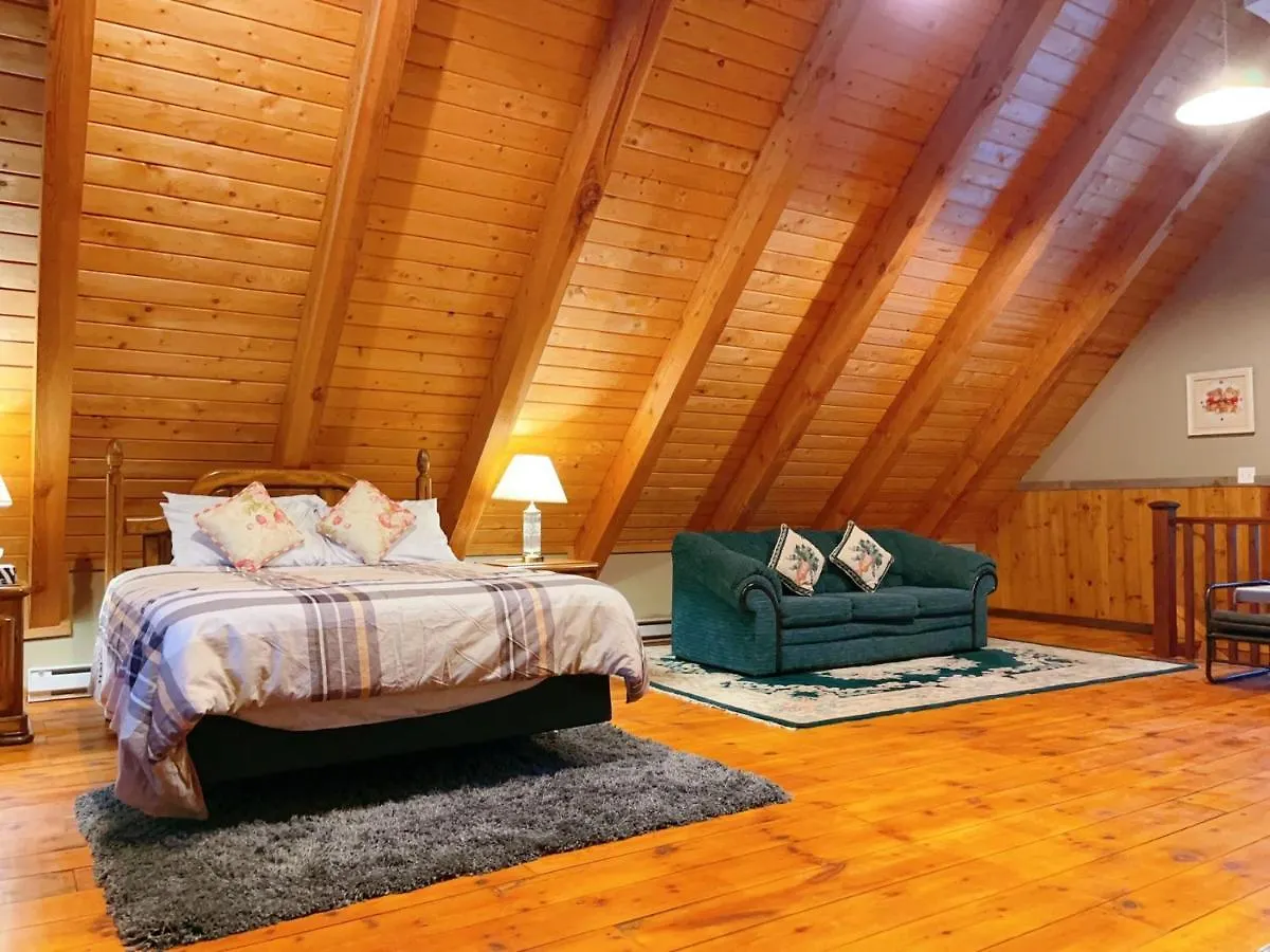 Holiday home Lulu'S Chalet Villa Montreal